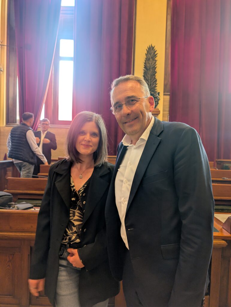 interprete francese italiano durante evento internazionale a Cagliari